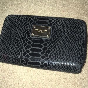 Michael Kors Black Snakeskin Python Wallet